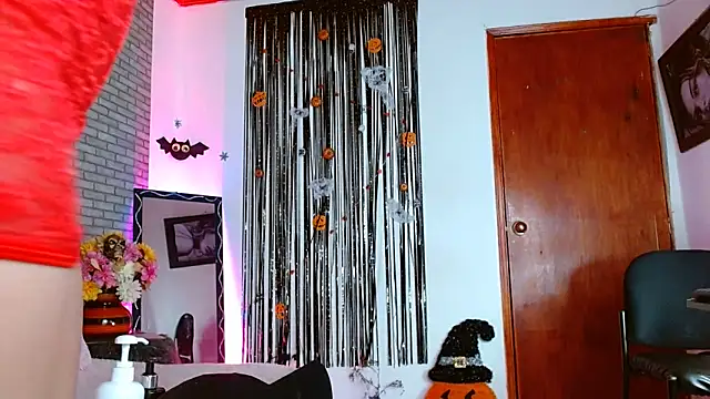 Snapshot of Baby_Lovehot_1 chatting on 20, 10, 2025 Baby Lovehot 1 online show from 20, 10, 2025