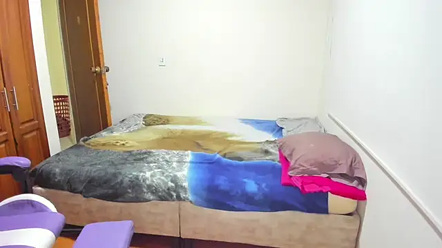 chanel hot 001 online show from 20, 12, 2025