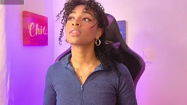 Snapshot of Heily_Fox chatting on 30, 1, 2025 Heily Fox online show from 30, 1, 2025