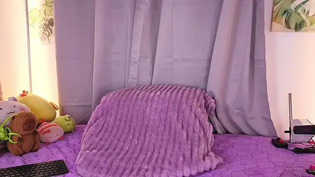 Heily Fox online show from 9, 4, 2026