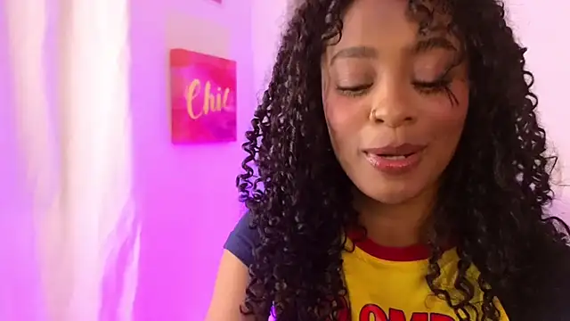 Snapshot of Heily_Fox chatting on 28, 1, 2025 Heily Fox online show from 28, 1, 2025