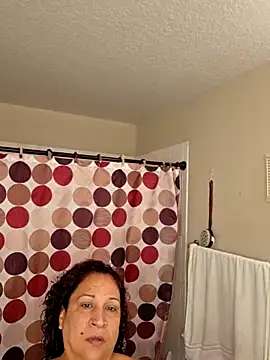 Snapshot of ladycreamypr2 chatting on 23, 5, 2026 ladycreamypr2 online show from 23, 5, 2026