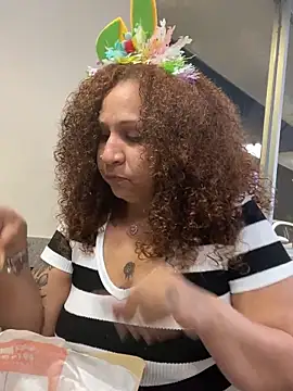 ladycreamypr2 online show from 26, 3, 2026