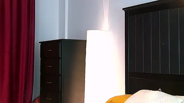 Yanira Muslim online show from 14, 10, 2025