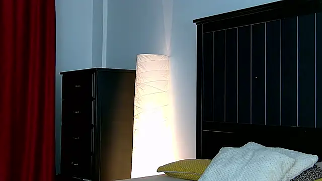 Yanira Muslim online show from 11, 11, 2025