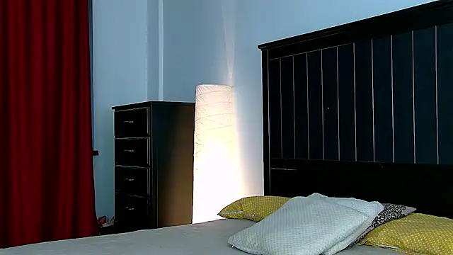 Yanira Muslim online show from 6, 11, 2025