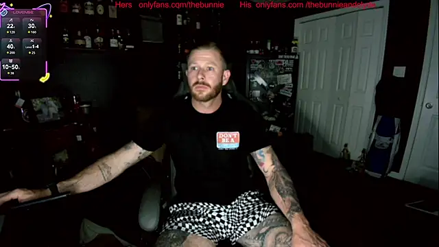 Snapshot of chillinthemosttt chatting on 10, 10, 2025 chillinthemosttt online show from 10, 10, 2025
