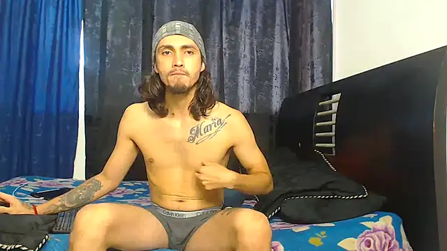 Snapshot of Hot_Sharks_ chatting on 15, 11, 2025 Hot Sharks online show from 15, 11, 2025