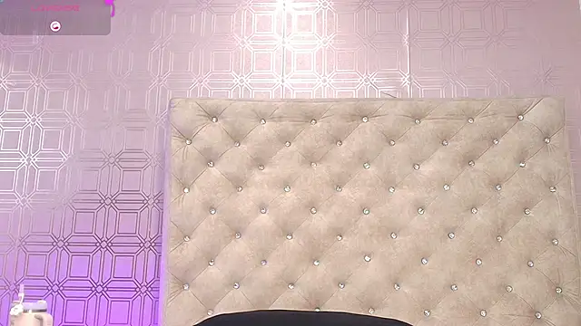 Sara Desire online show from 12, 3, 2025