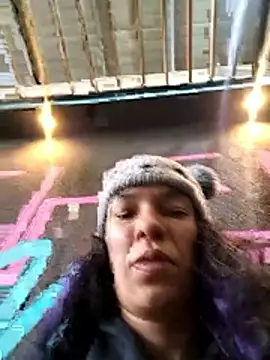 rebekka simpson online show from 6, 11, 2025