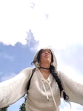 rebekka simpson online show from 13, 11, 2025