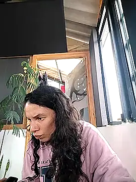 Snapshot of rebekka_simpson chatting on 6, 3, 2025 rebekka simpson online show from 6, 3, 2025