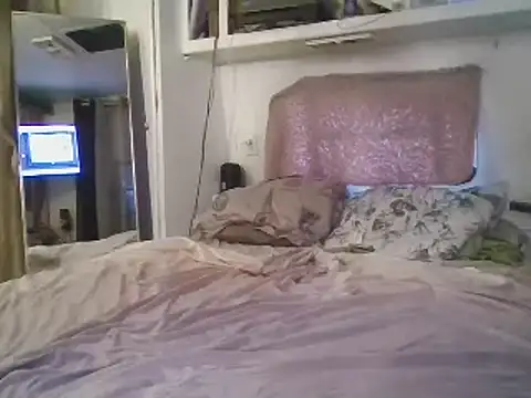 allissonw13 online show from 21, 3, 2025