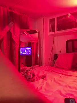 allissonw13 online show from 16, 2, 2025