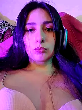 Snapshot of Bigyummmzul chatting on 10, 7, 2026 Bigyummmzul online show from 10, 7, 2026