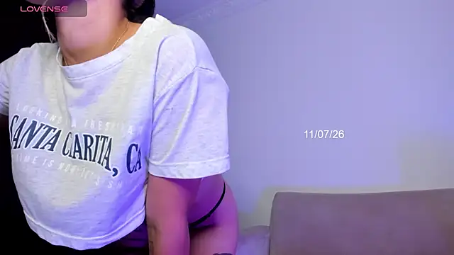 Lilacutte  online show from 11, 7, 2026