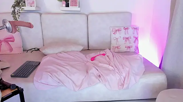 Malka Burning online show from 25, 10, 2025