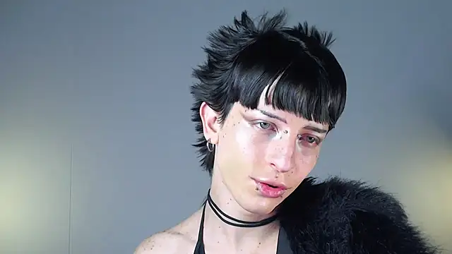 Snapshot of succubot chatting on 28, 11, 2025 succubot online show from 28, 11, 2025