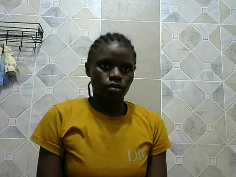 Snapshot of hottgirlval chatting on 7, 5, 2026 hottgirlval online show from 7, 5, 2026