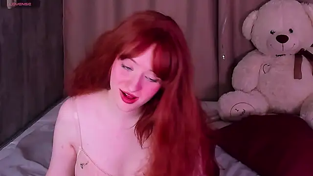 Snapshot of BridgetDay chatting on 9, 3, 2025 BridgetDay online show from 9, 3, 2025