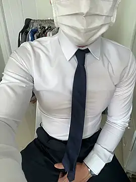 harrylouis1357 online show from 8, 3, 2025