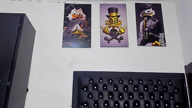 Snapshot of kriixtybrown chatting on 27, 11, 2025 kriixtybrown online show from 27, 11, 2025