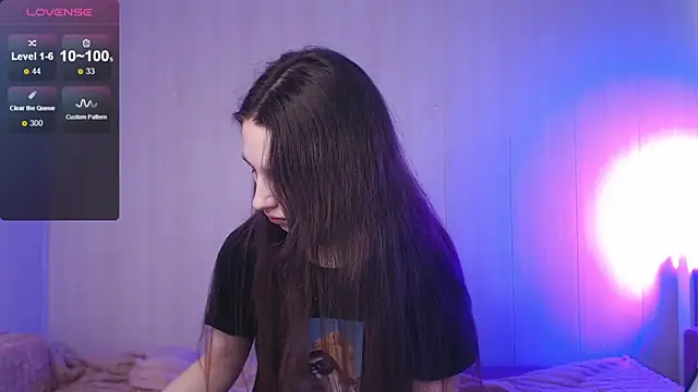 ur kitty   online show from 18, 12, 2025