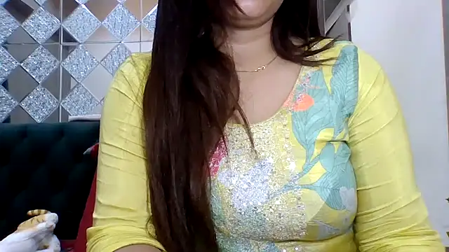 sparkling queen online show from 5, 11, 2025