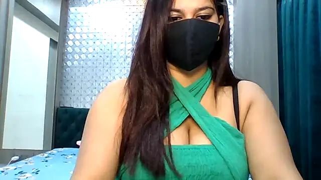 Snapshot of sparkling_queen chatting on 27, 5, 2026 sparkling queen online show from 27, 5, 2026