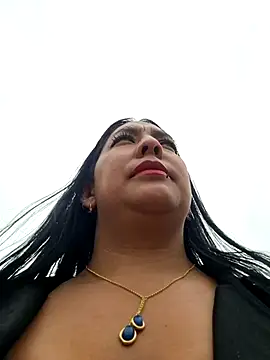 Snapshot of Bella_keny chatting on 29, 5, 2026 Bella keny online show from 29, 5, 2026