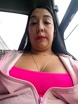 Snapshot of Bella_keny chatting on 5, 6, 2026 Bella keny online show from 5, 6, 2026