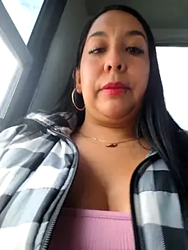Snapshot of Bella_keny chatting on 6, 5, 2026 Bella keny online show from 6, 5, 2026