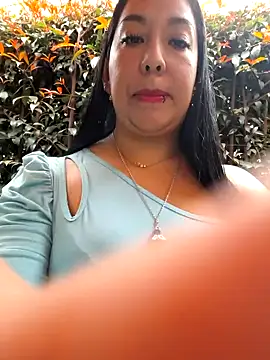 Bella keny online show from 7, 6, 2026