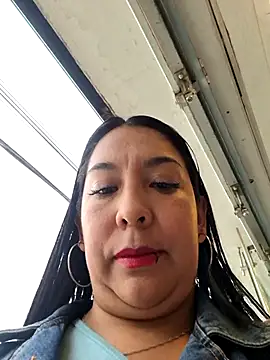 Snapshot of Bella_keny chatting on 30, 5, 2026 Bella keny online show from 30, 5, 2026
