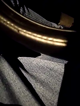 A man in public online show from 25, 10, 2025