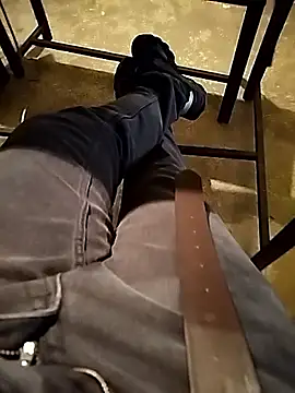 A man in public online show from 13, 2, 2026