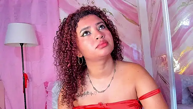 Snapshot of JessyZoe chatting on 19, 5, 2026 JessyZoe online show from 19, 5, 2026