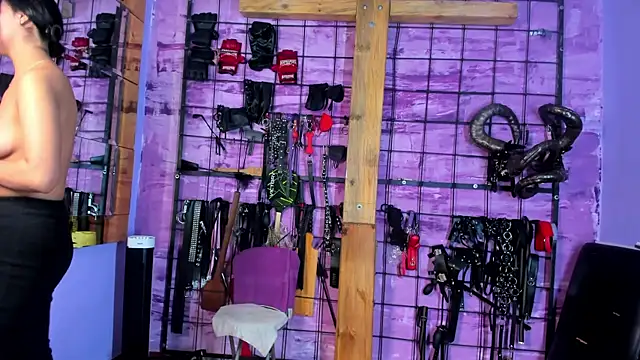 alexia aitanaa  online show from 17, 1, 2026