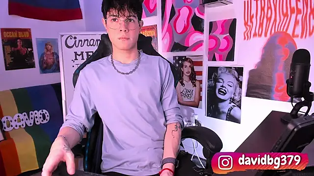 Snapshot of cinnamon_boyxxx chatting on 18, 3, 2025 cinnamon boyxxx online show from 18, 3, 2025