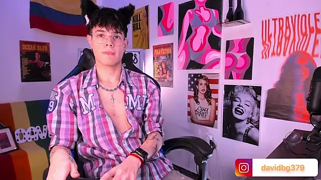 Snapshot of cinnamon_boyxxx chatting on 6, 2, 2025 cinnamon boyxxx online show from 6, 2, 2025