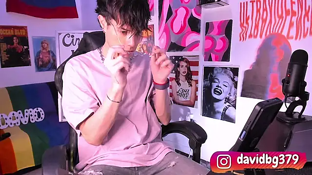 Snapshot of cinnamon_boyxxx chatting on 11, 3, 2025 cinnamon boyxxx online show from 11, 3, 2025