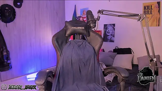 cinnamon boyxxx online show from 4, 12, 2025