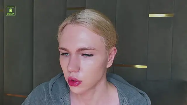 DanielPaige  online show from 11, 1, 2025
