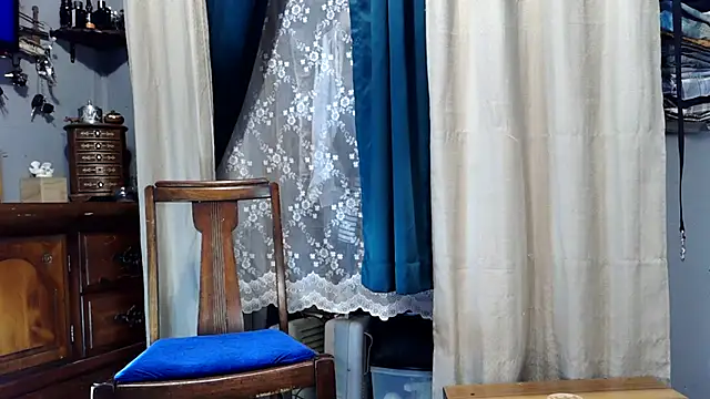 Snapshot of Genevieve143 chatting on 8, 2, 2026 Genevieve143 online show from 8, 2, 2026