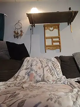 Genevieve143 online show from 25, 10, 2025