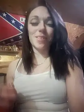 Snapshot of Genevieve143 chatting on 20, 12, 2025 Genevieve143 online show from 20, 12, 2025