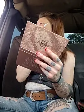 Genevieve143 online show from 28, 4, 2026