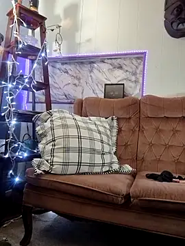 Snapshot of Genevieve143 chatting on 5, 3, 2026 Genevieve143 online show from 5, 3, 2026