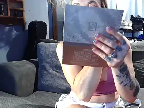 Snapshot of Genevieve143 chatting on 30, 7, 2026 Genevieve143 online show from 30, 7, 2026