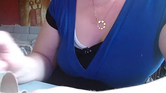 cruellaculdenfer67 online show from 2, 12, 2025